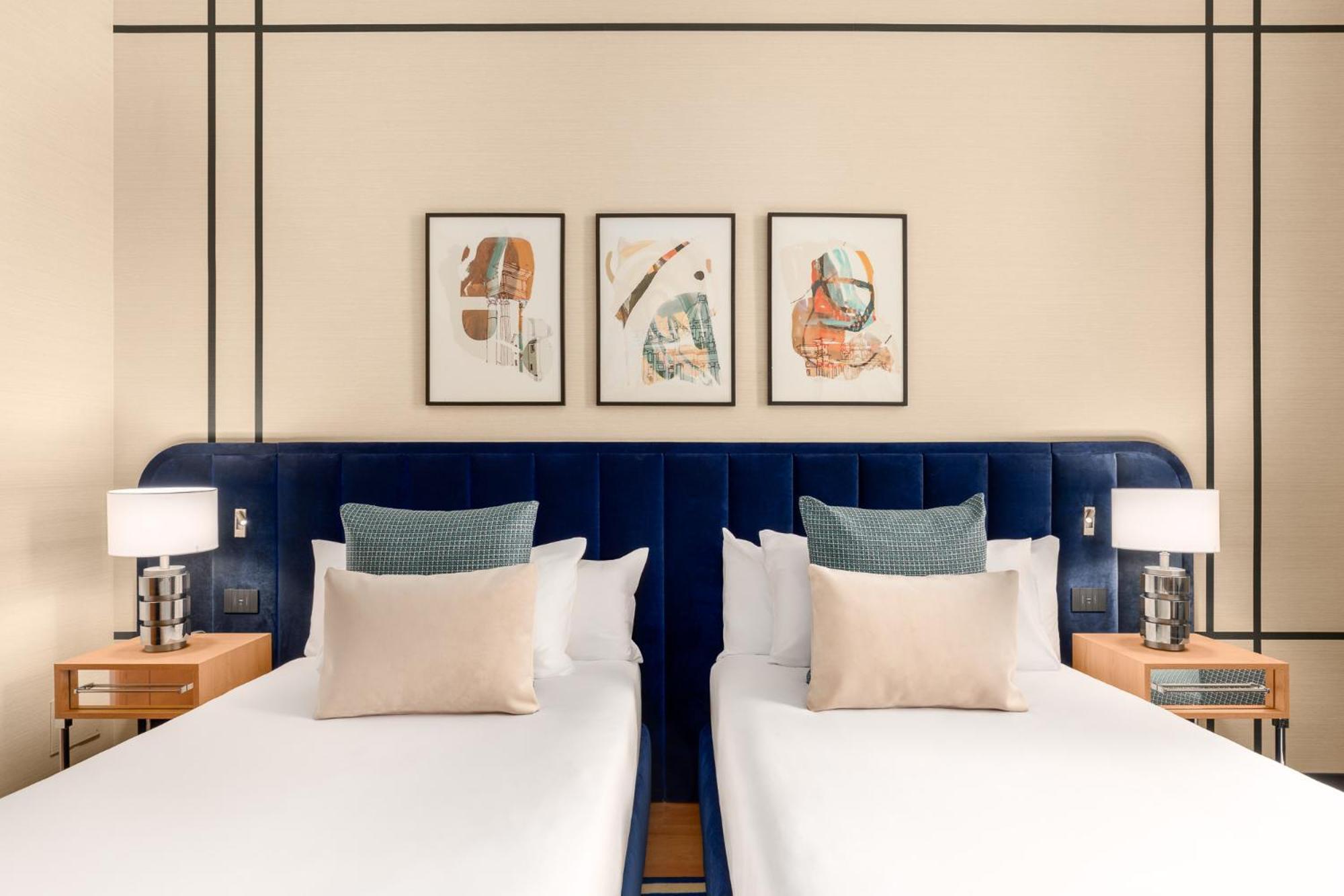 2 Connecting Double Rooms